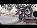 Near Death Handrail Snap - Éclat BMX