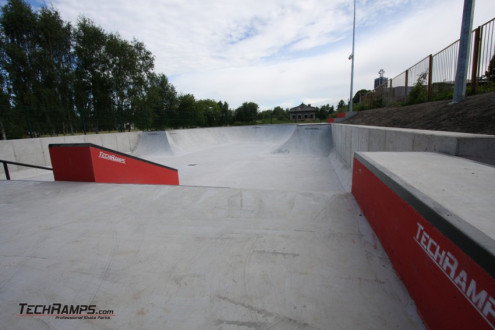 Nowy Betonowy Skatepark Techramps w Radzionkowie!